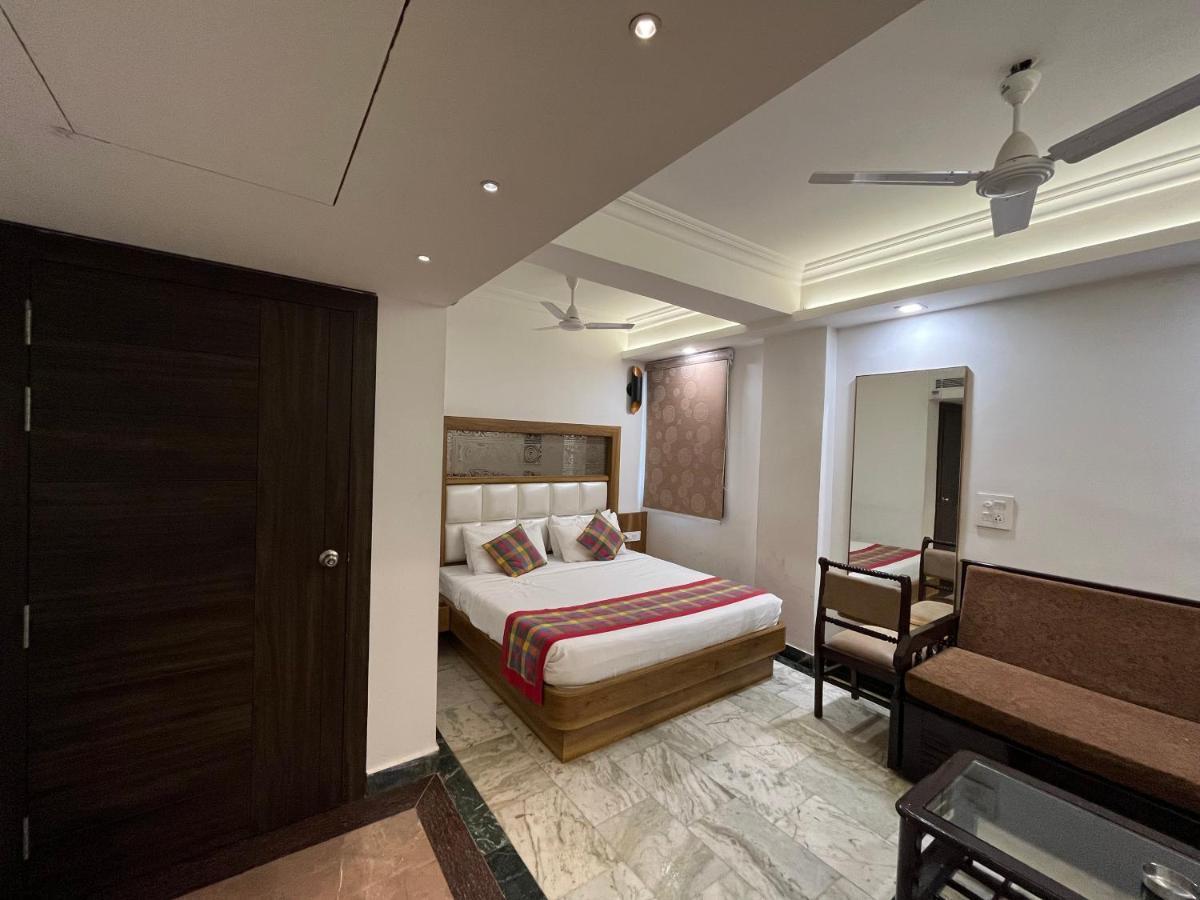 Hotel Moti Palace Агра Екстер'єр фото