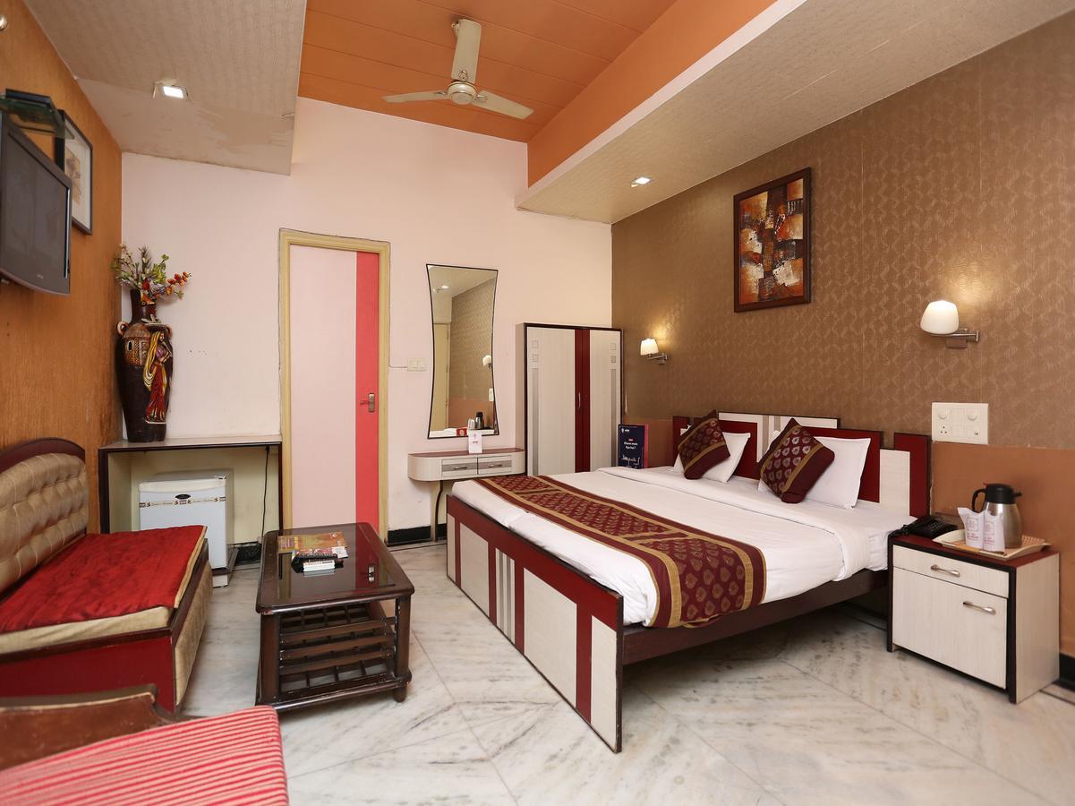 Hotel Moti Palace Агра Екстер'єр фото