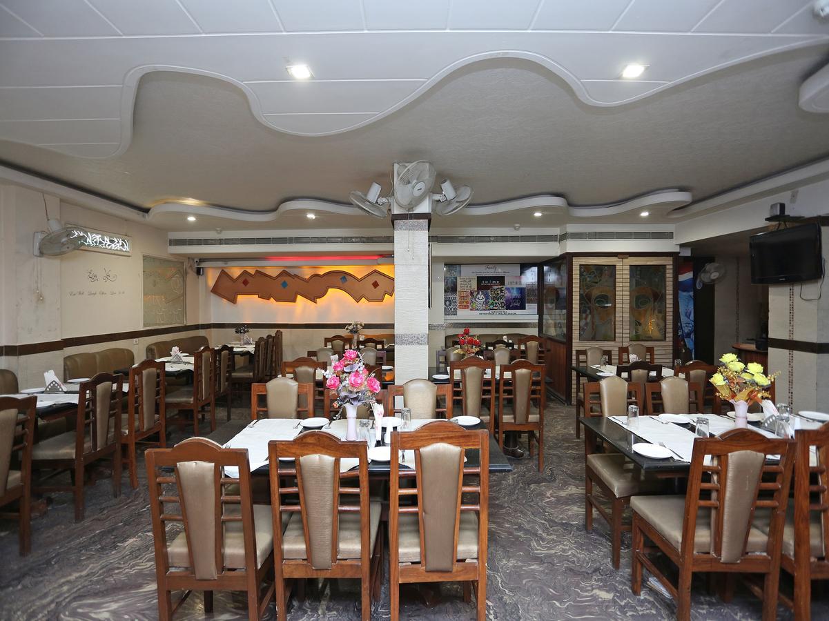 Hotel Moti Palace Агра Екстер'єр фото