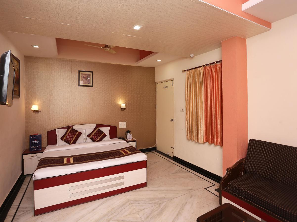 Hotel Moti Palace Агра Екстер'єр фото