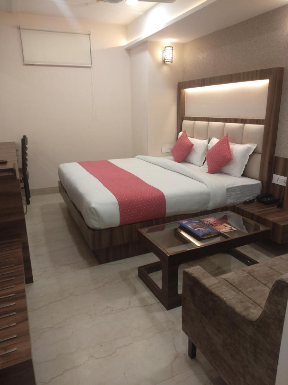 Hotel Moti Palace Агра Екстер'єр фото